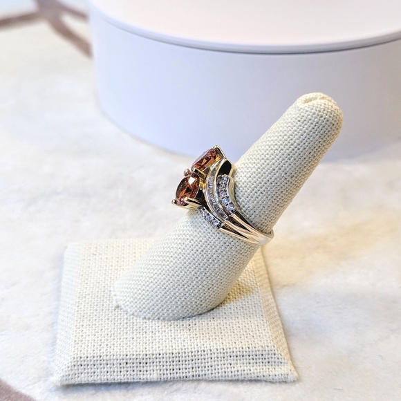 5.18 cttw Mocha & Clear CZs Gold Ring - Picture 4 of 5